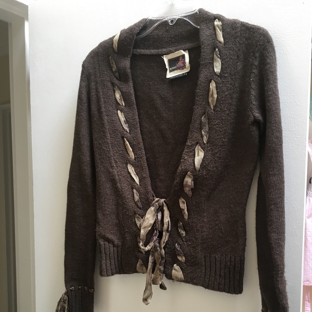 Buffalo Brown Sweater with Beautiful Ribbon